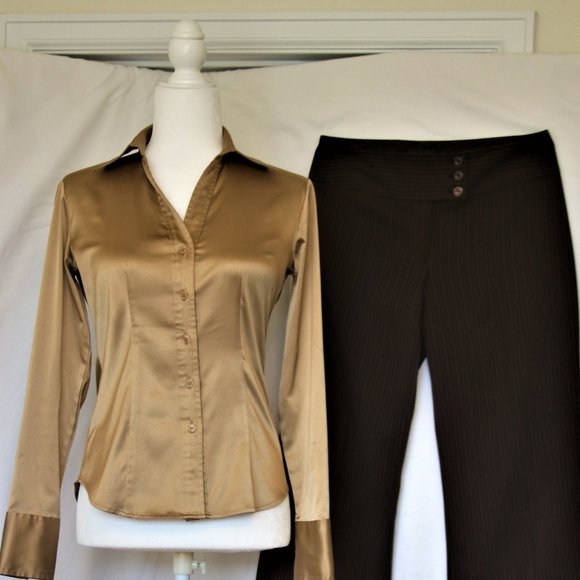 New York & Company Tops - Gold fitted button down shirt.